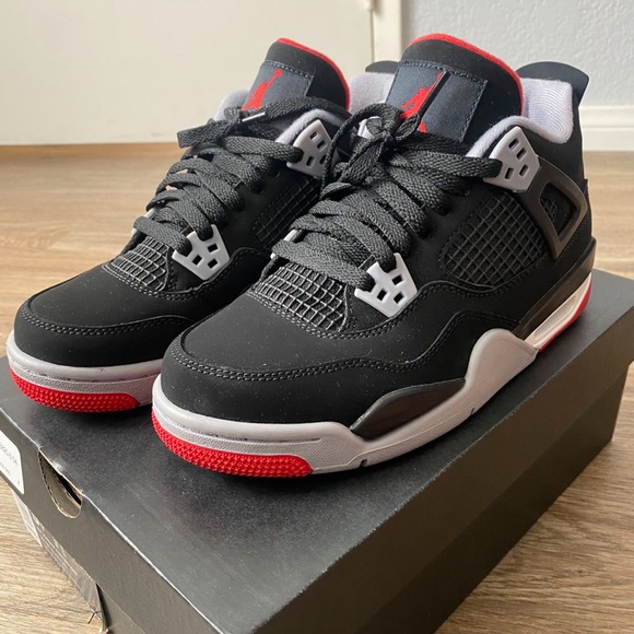 Jordan Retro 4 “Bred” - Picture 1 of 5